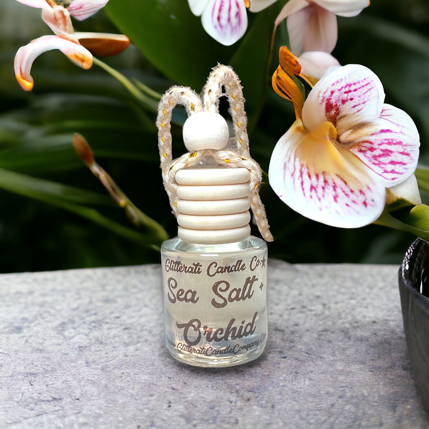 Sea Salt and Orchid Scented Hanging Car Oil Diffuser Freshener